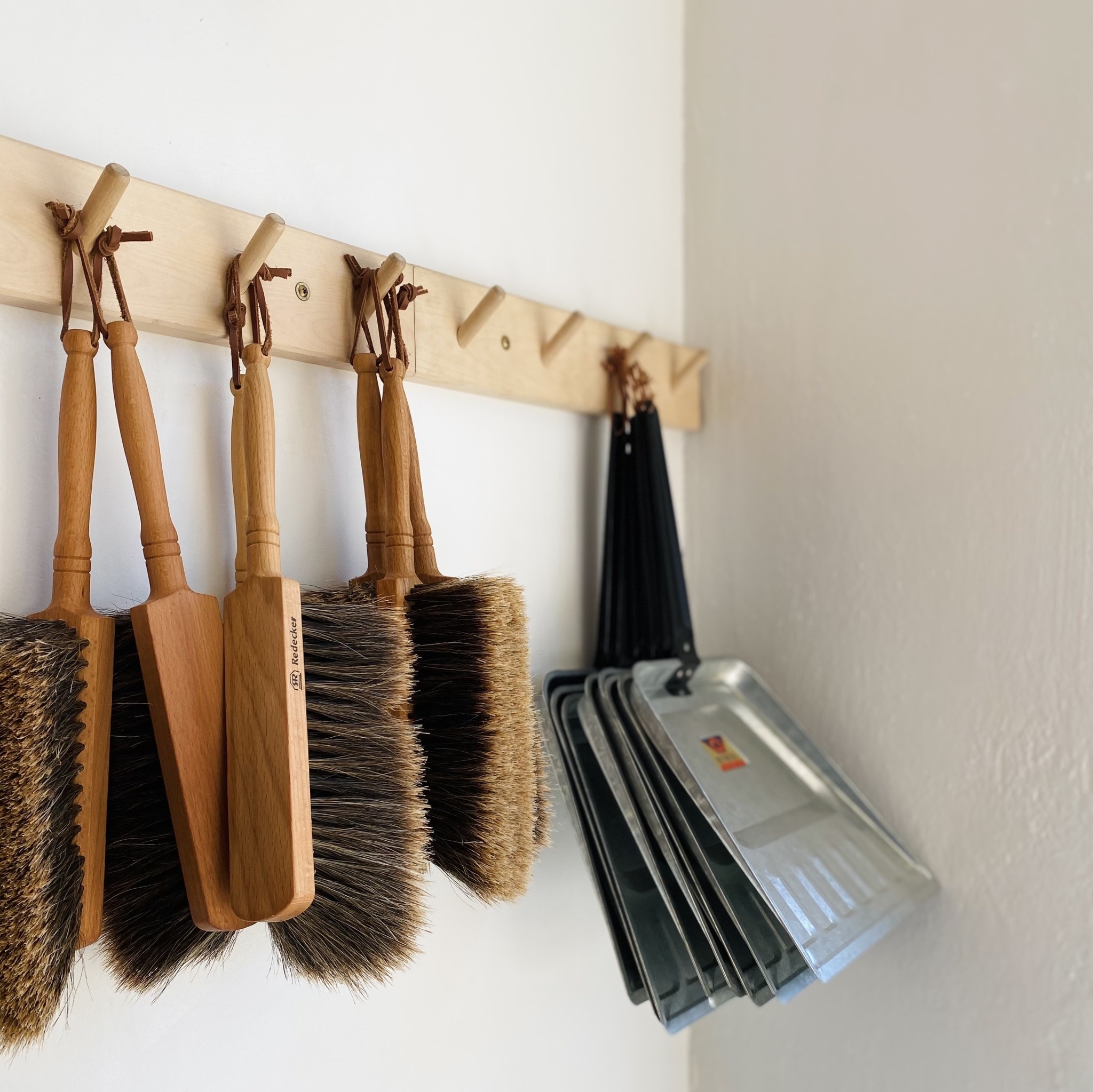 German Hand Broom Beech and Split Horsehair