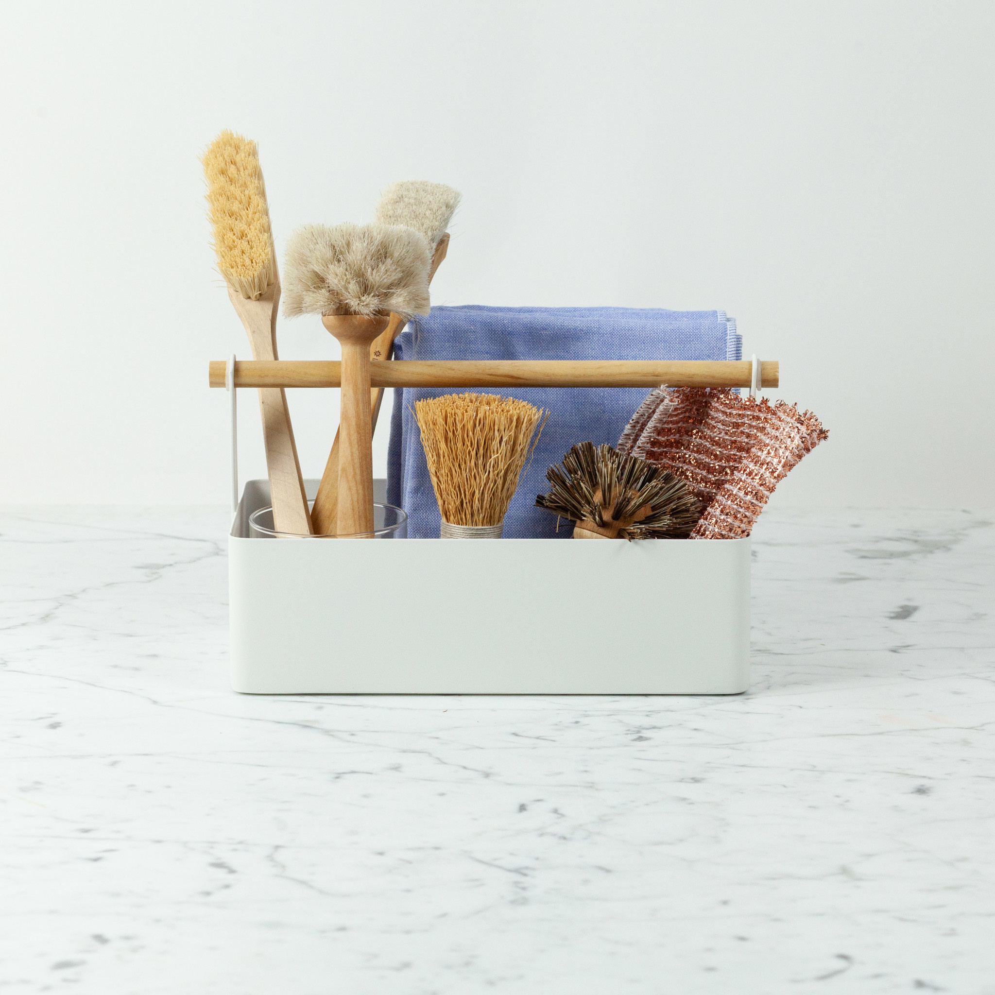 Iris Hantverk Swedish Long Handle Dish Brush - Stiff Tampico Bristles