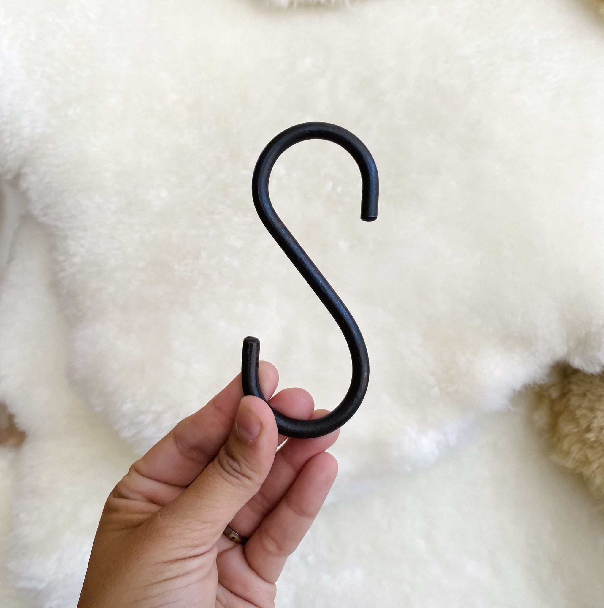 Straight Black S Hook - Small - 4"