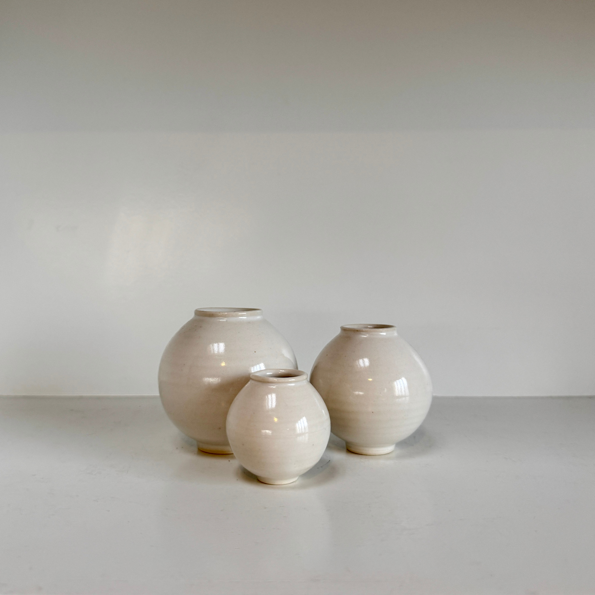 Trio of Jay Mini Moon Jar Ceramic Vases 6cm 7cm 8cm